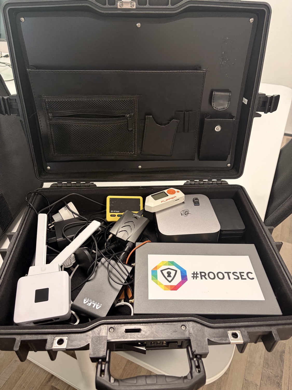 Portable Rootsec red team equipment for on-site testing